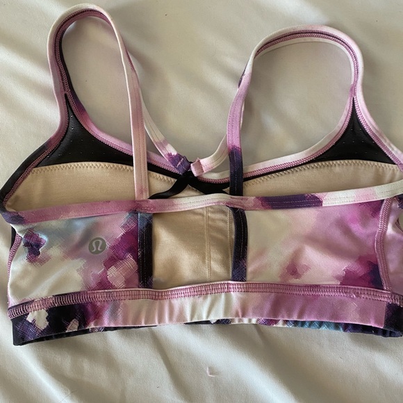 Lululemon Sports bra - Picture 2 of 5